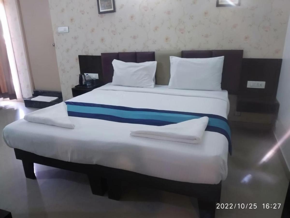 The Green Path Eco Hotel Bengaluru Kültér fotó