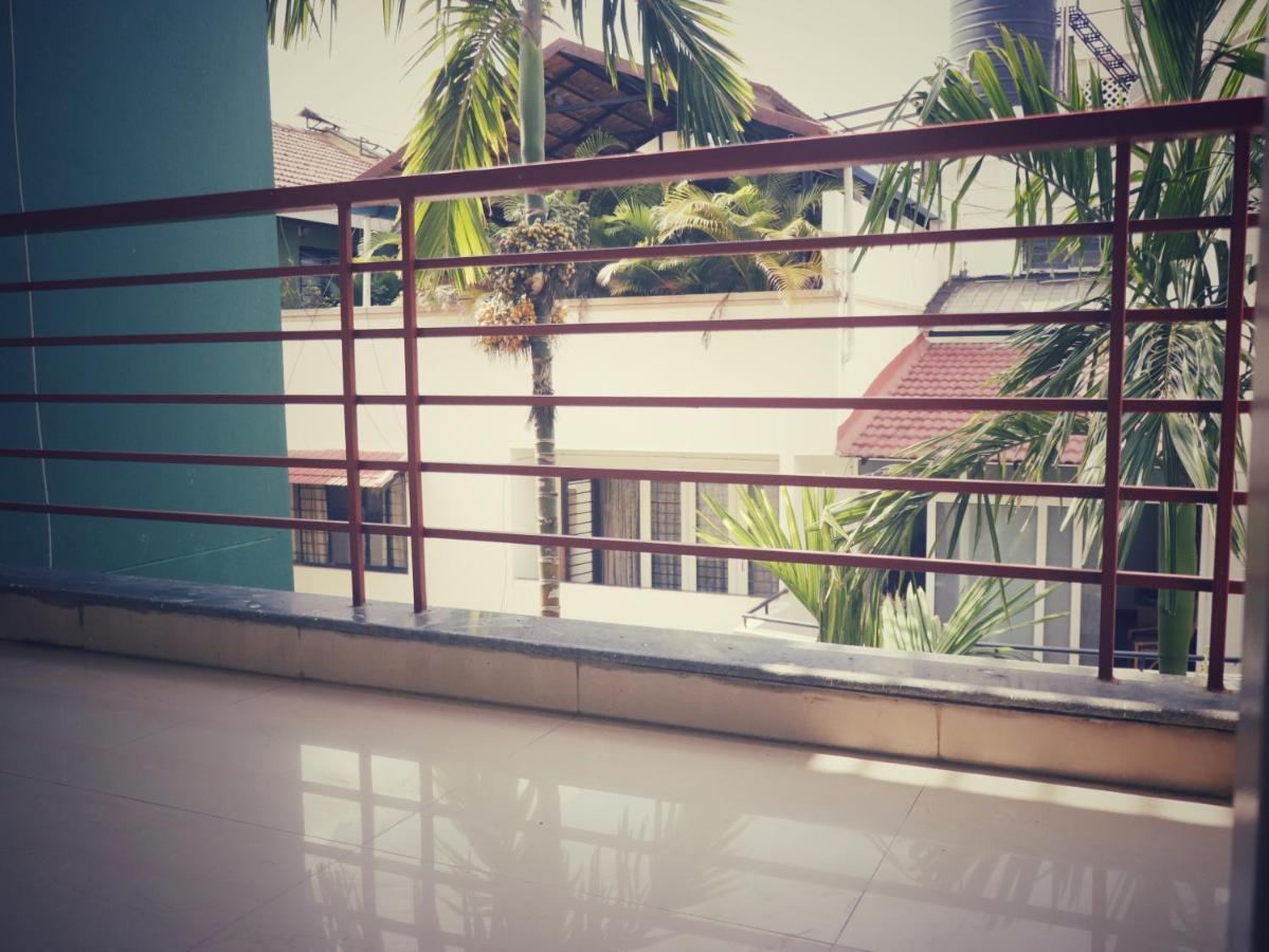 The Green Path Eco Hotel Bengaluru Kültér fotó