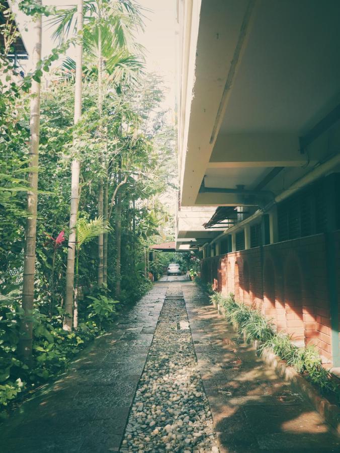 The Green Path Eco Hotel Bengaluru Kültér fotó